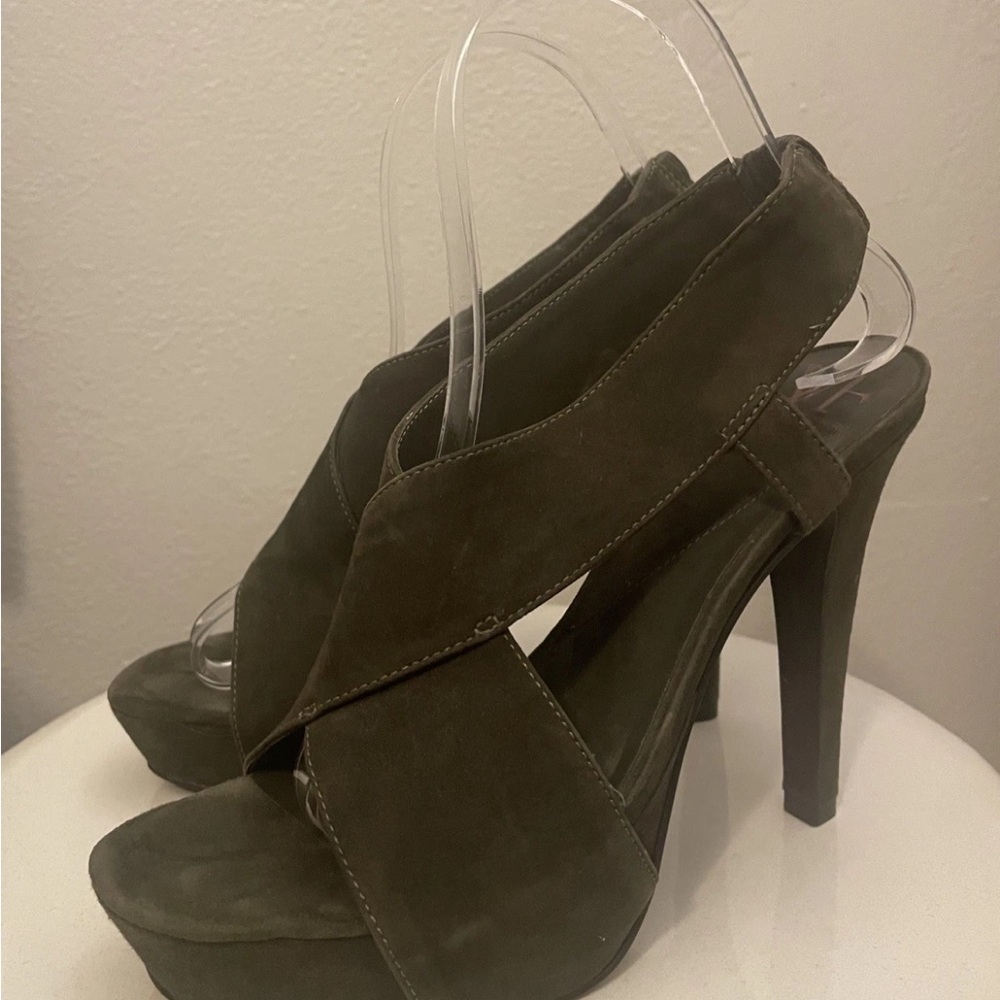 Diane Von Furstenberg DVF Olive Green Heels Size 7 Platform Suede Pumps GOOD - Picture 3 of 11